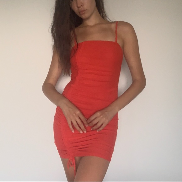 Red bodycon mini dress - Picture 2 of 2